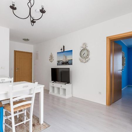 1 Bedroom Gorgeous Apartment In Mošćenička Draga Eksteriør bilde